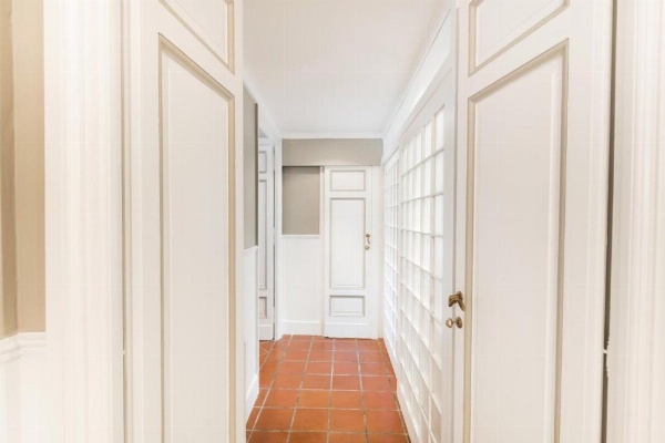 Pantheon Luxury House image 15